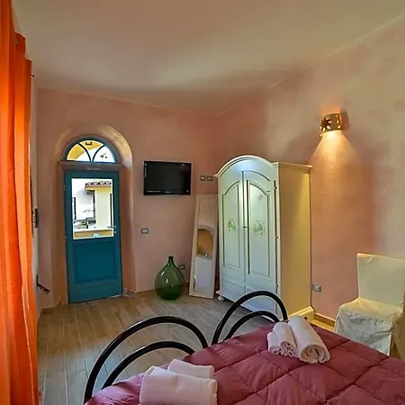 Villamereu Panzió Pula